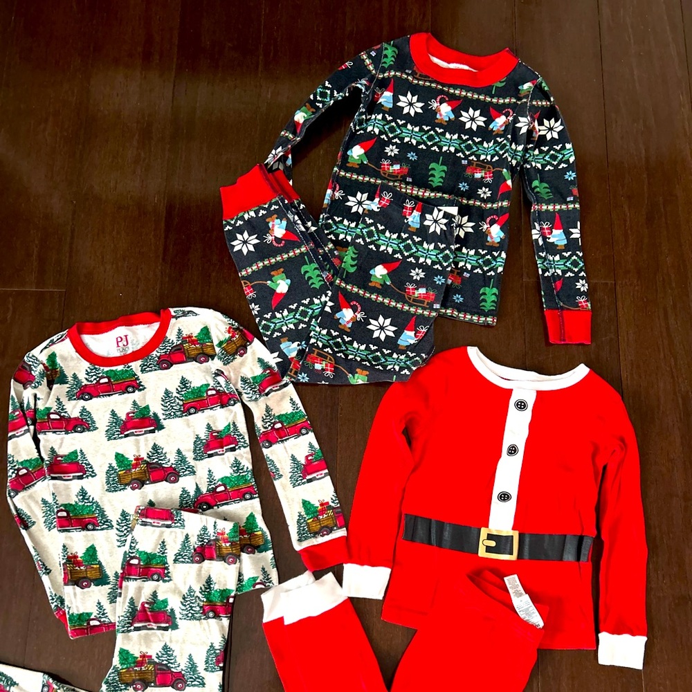 5T Pajama Bundle, 5T PJ Lot, Hanna Anderson, Carter’s, Gnome PJs, Winter Boy PJs